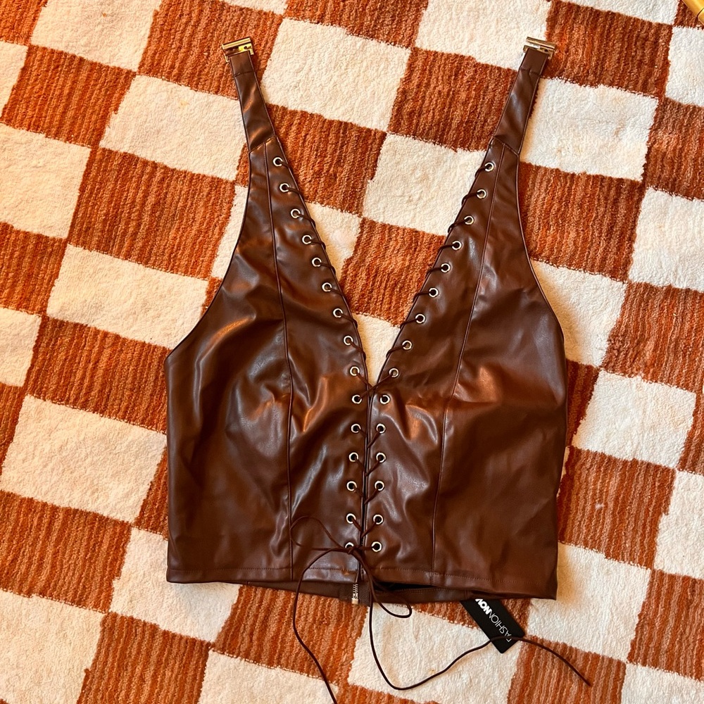 XL Fashion Nova brown faux leather halter top